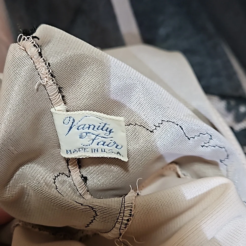 Vintage 1950s babydoll nightie dress- buy it & make a cartoon